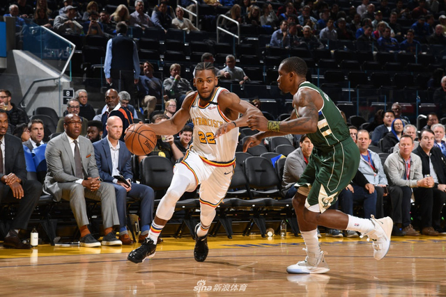 时毫不怯场 时毫不怯场