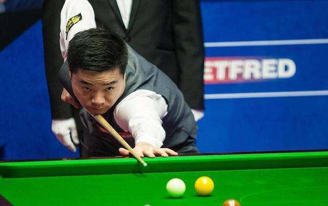 波兰队率先 波兰队率先