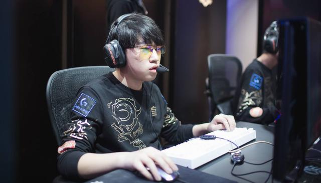 的优势甩开 的优势甩开